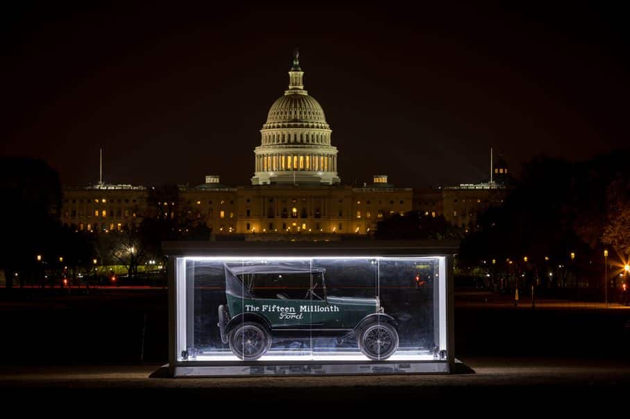 captivating tradeshow booth of the 14 millionth ford vehicle infront of the white house